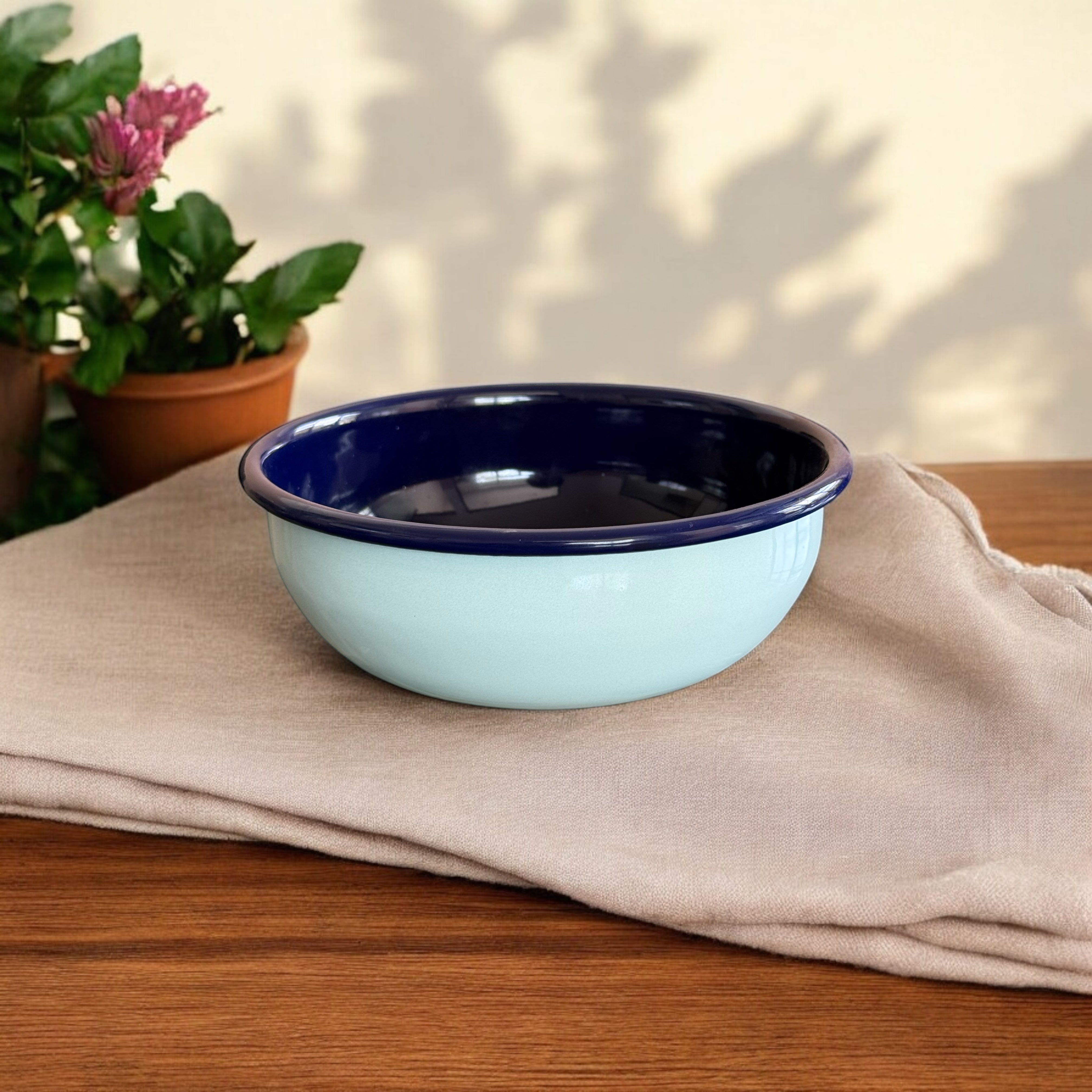 MINT CEREAL BOWL WITH NAVY BLUE RIM